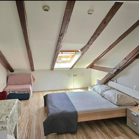 Rooms In Спліт Екстер'єр фото